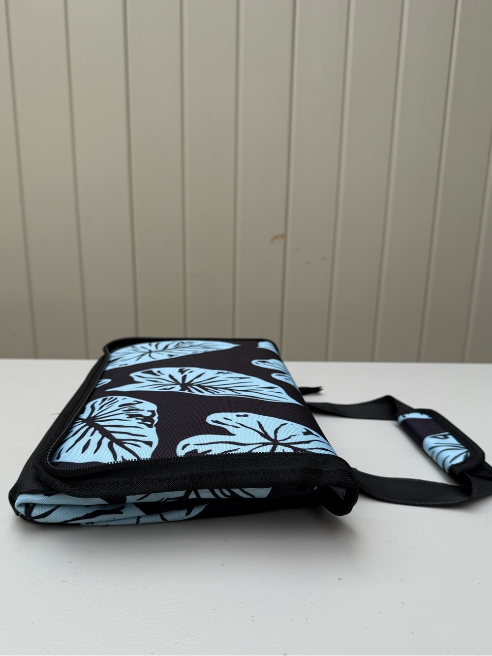 NWT Aloha Collection Kalo Icy Blue Packable Cooler SOLD OUT - Picture 6 of 8